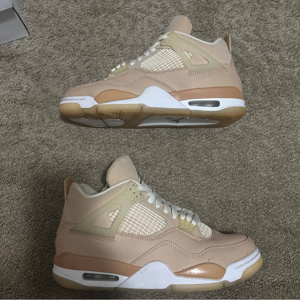 Wmns Air Jordan 4 Retro ‘Shimmer’ - Picture 2 of 10